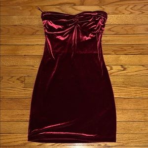 Last Call‼️Red Velvet Bodycon Mini Strapless Dress
